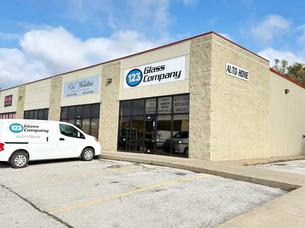 123 Glass Company Shop Exterior